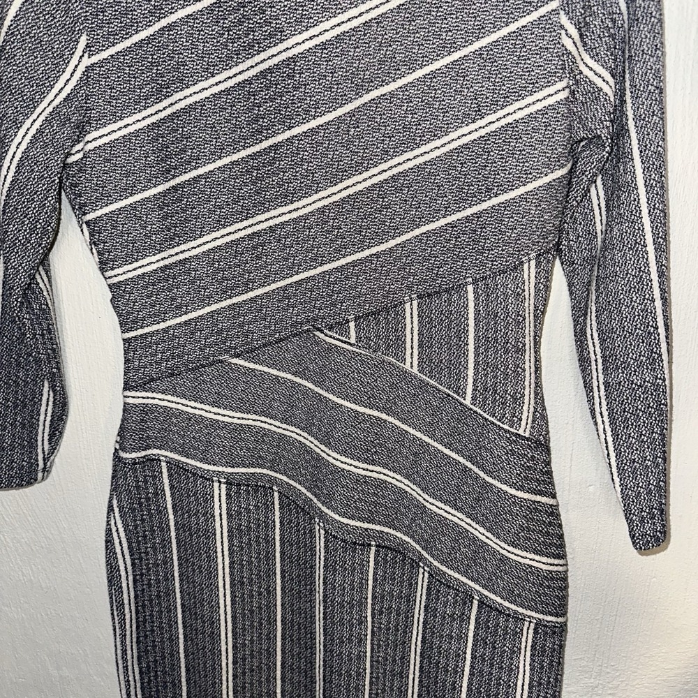 Maeve‎ Anthropologie Sheath Dress Asymmetrical Pattern Striped Blue/Cream Sz S - Picture 5 of 5